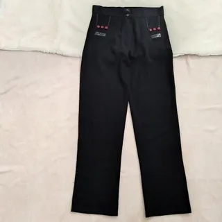 شلوار زنانه