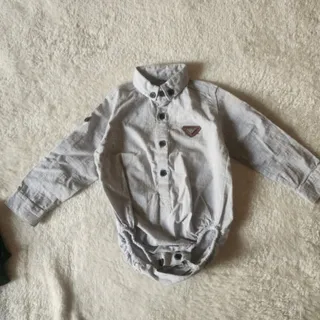 پیراهن زیر دکمه