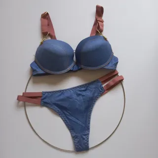 ست شورت وسوتین اسفنجی