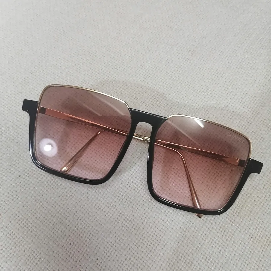 عینک آفتابی