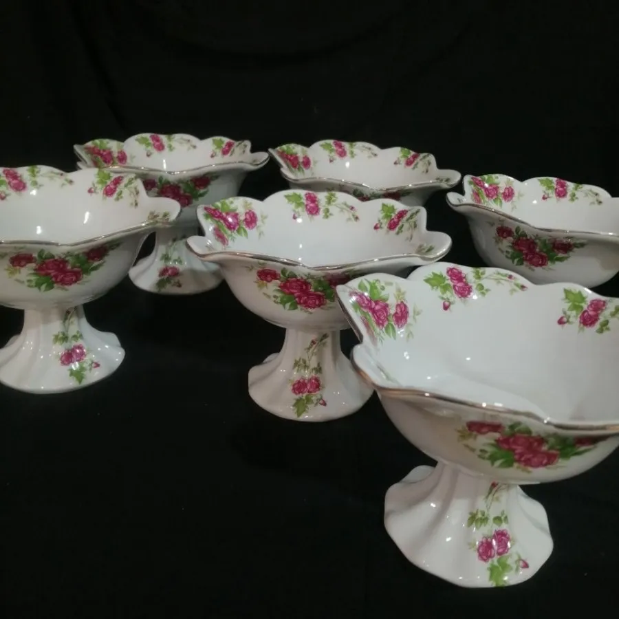 سرو پذیرایی