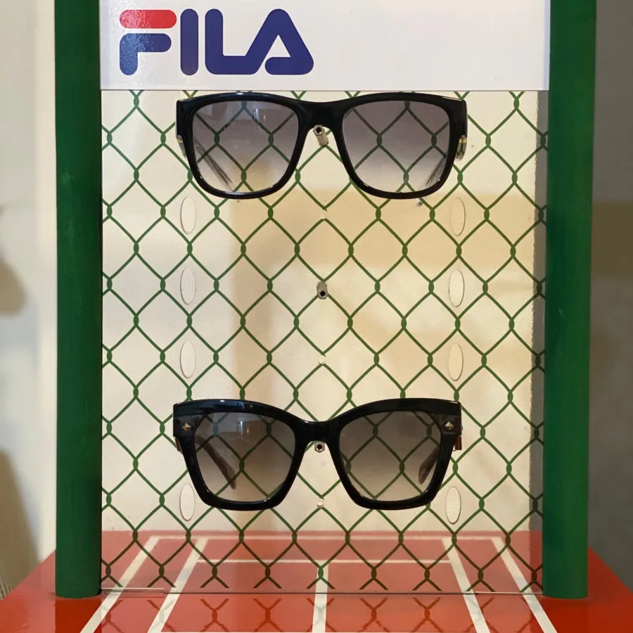 استند عینک fila