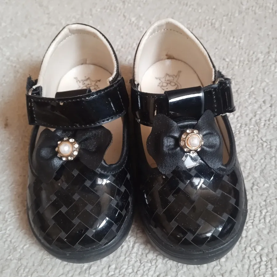 کفش دخترونه