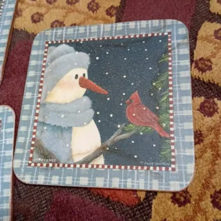 زیرلیوانی آدم برفی