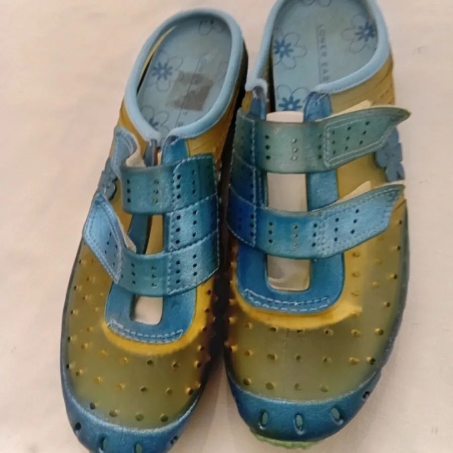 کفش لب دریا یا استخر