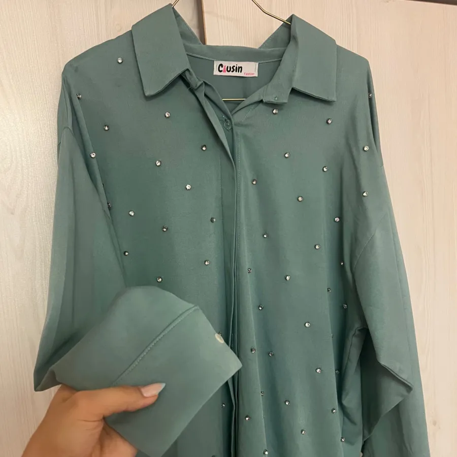 شومیز نگین دار