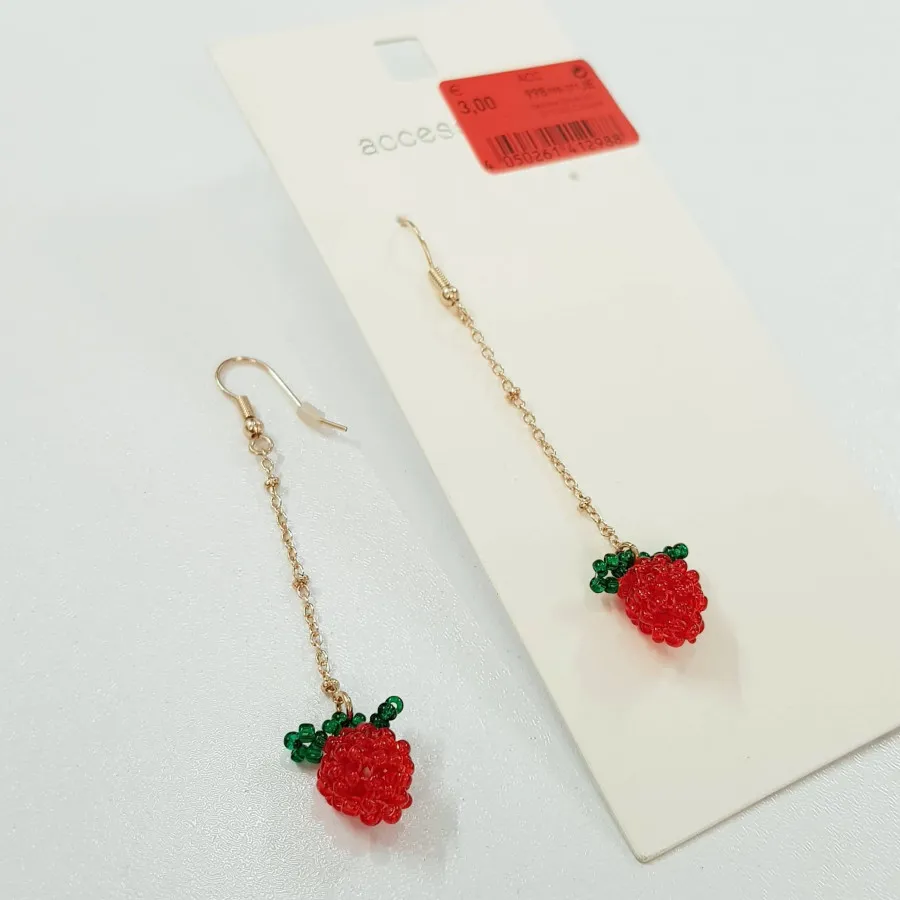 گوشواره آویز توت فرنگی