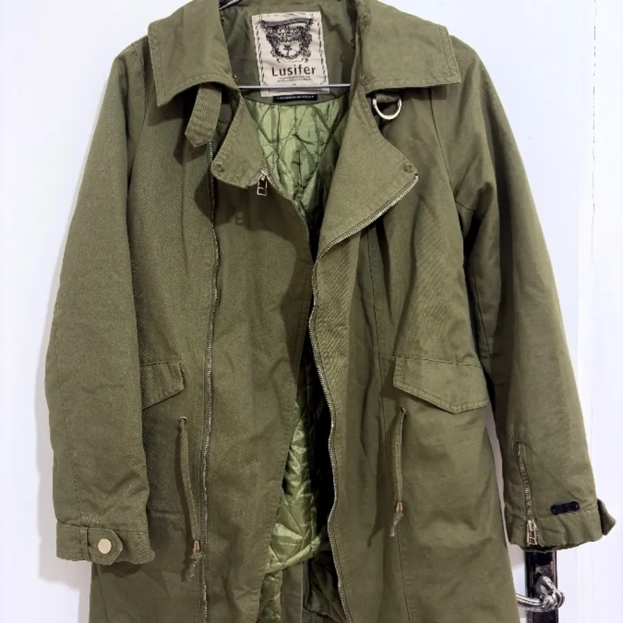 پالتو برند لوسیفر