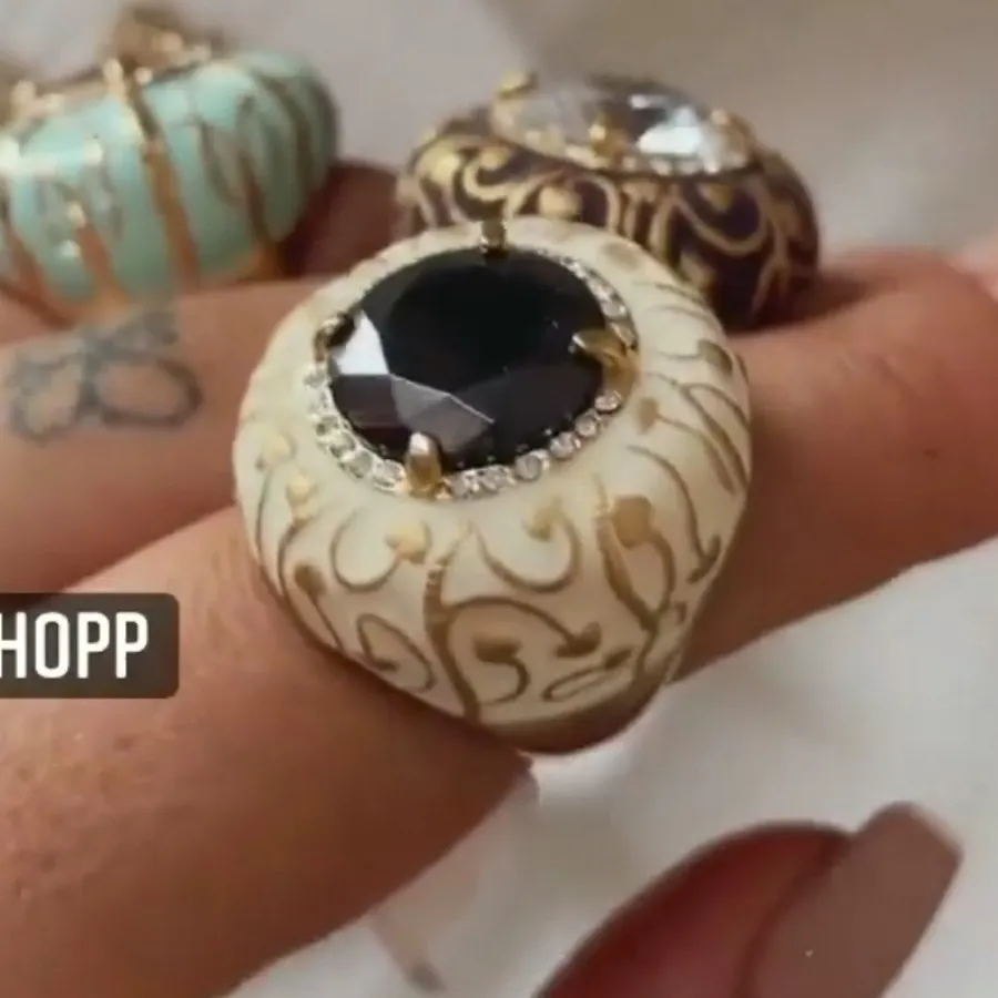 انگشتر درشت برند ونویس