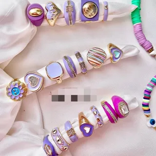 انگشتر  پرنگین میناکاری