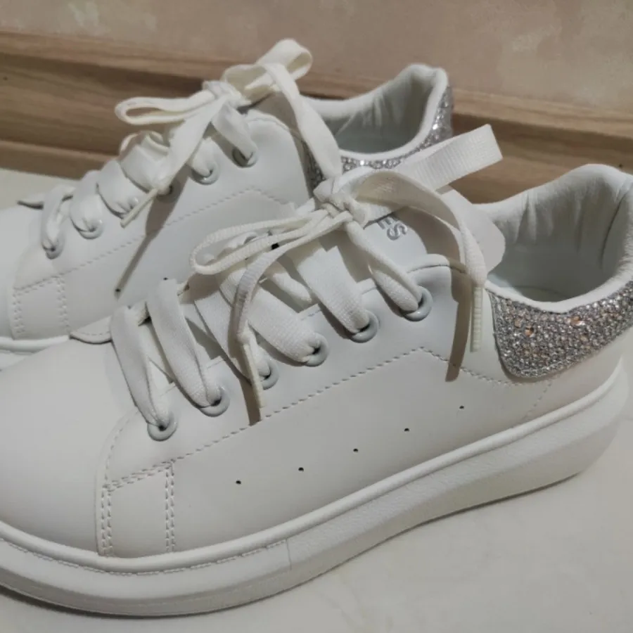 ونس مک کویین نگین دار