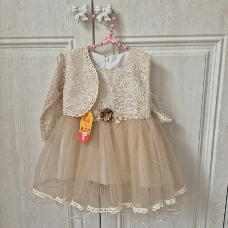 پیراهن بچگانه