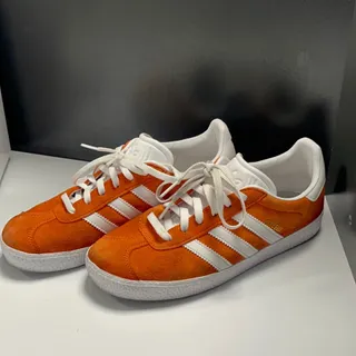 اسنیکرز شیک سامبا سایز 38