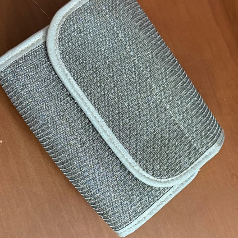 کیف آرایشی رولی