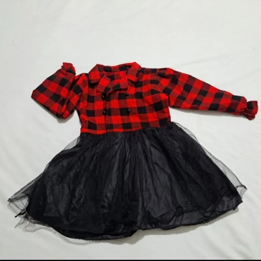 پیراهن دخترانه