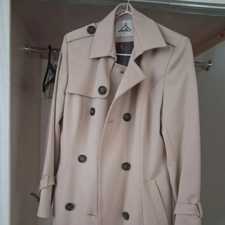 بارانی وپالتو شیک رنگ کرم