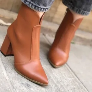 بوت چرم و کیف