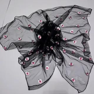 اسکارف گلدوزی