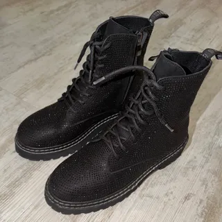 نیم‌ بوت فول نگین