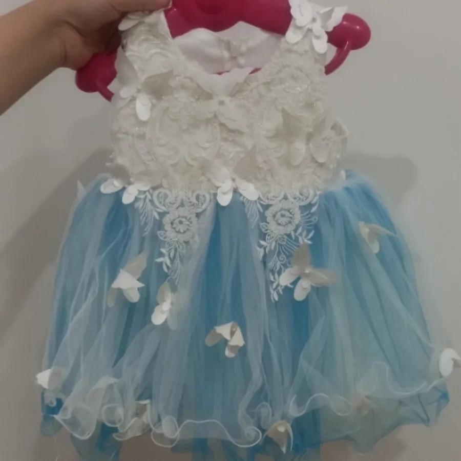 لباس بچگانه