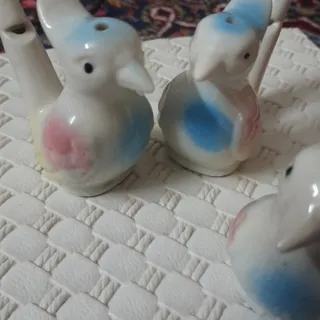 مجسمه پرنده قدیمی