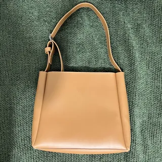 کیف ‌متوسط بزرگ دانشجویی