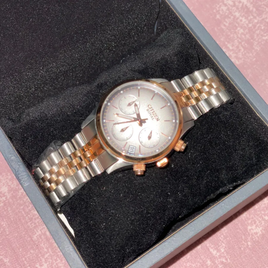 ساعت رزگلد و سفید