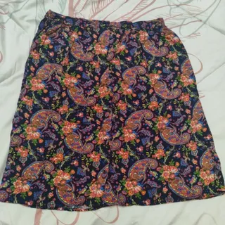 دامن جلو دکمه دار