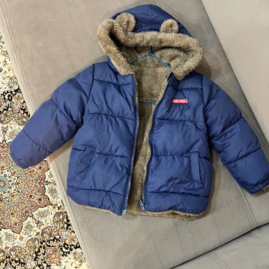 کاپشن اسپرت داخل گرم