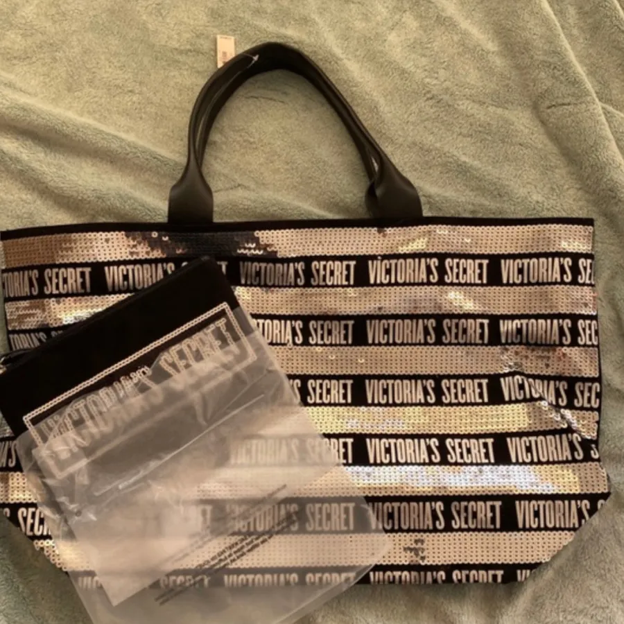 ساک بزرگ ویکتوریاسیکرت