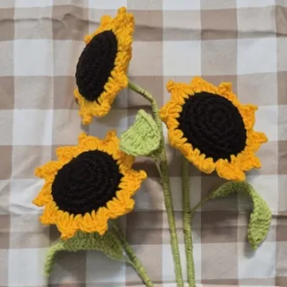 آفتابگردون بافتنی