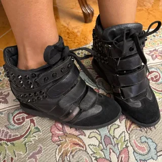 نیم بت نروژی