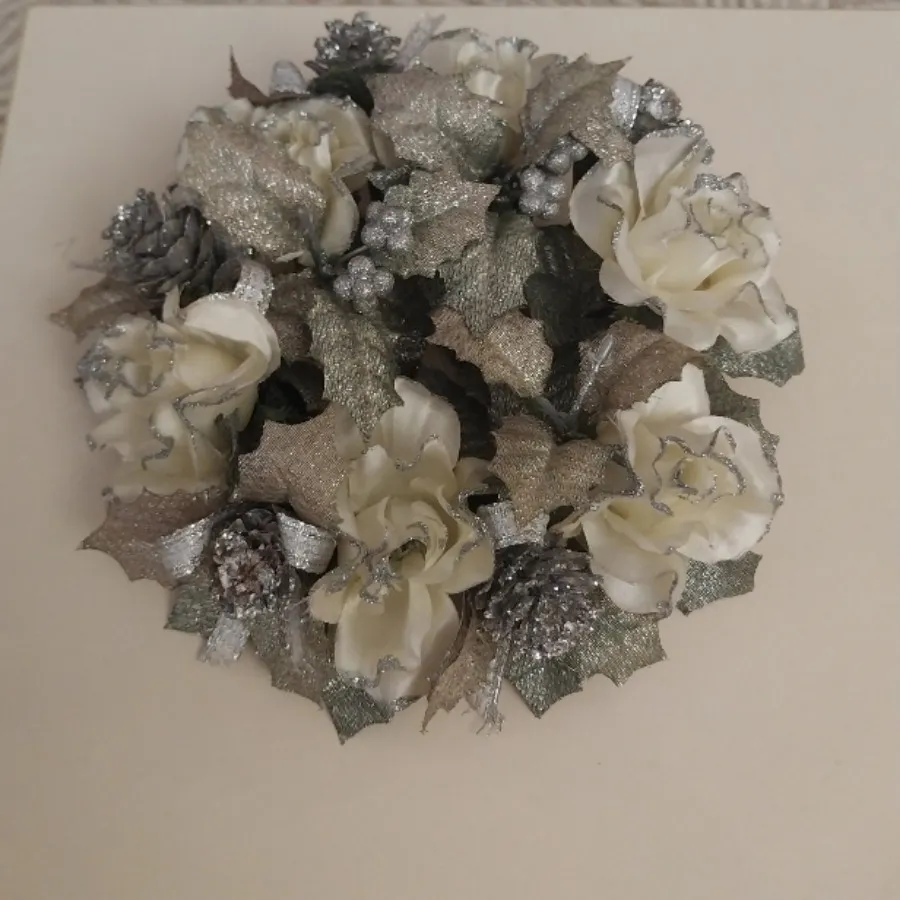 حلقه گل تزیینی