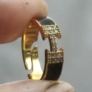 انگشتر پرنگین ومینا کاری