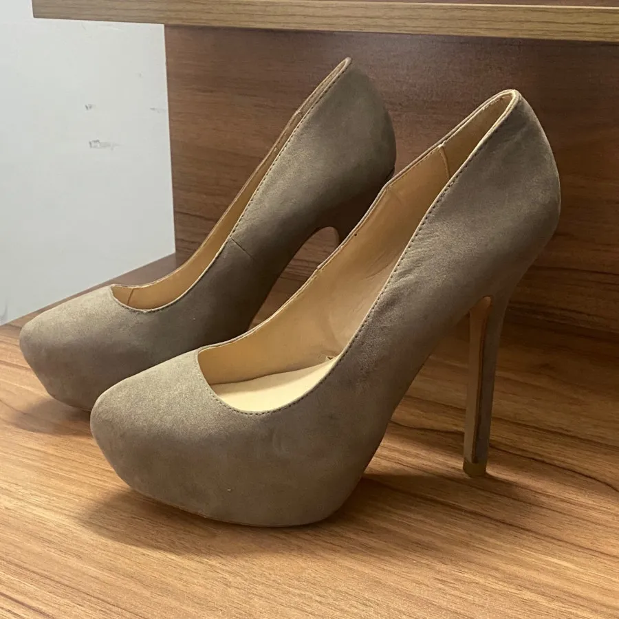 کفش پاشنه بلند زارا