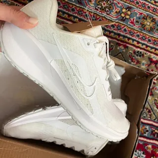 کتونی نایکی سفید