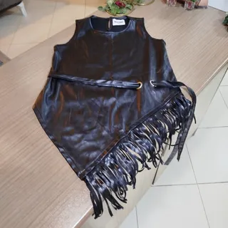 آستین حلقه ای چرم