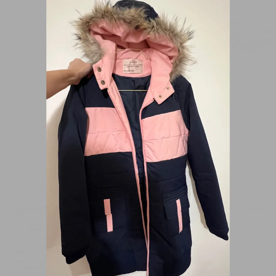 کاپشن برند plaza