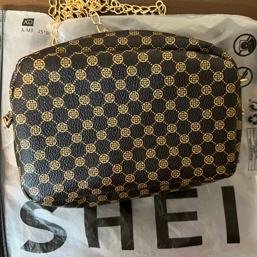 کیف برند Shein