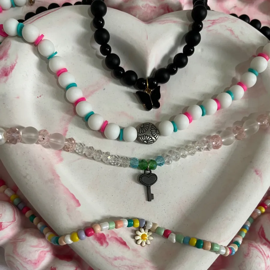 گردنبند های سنگی