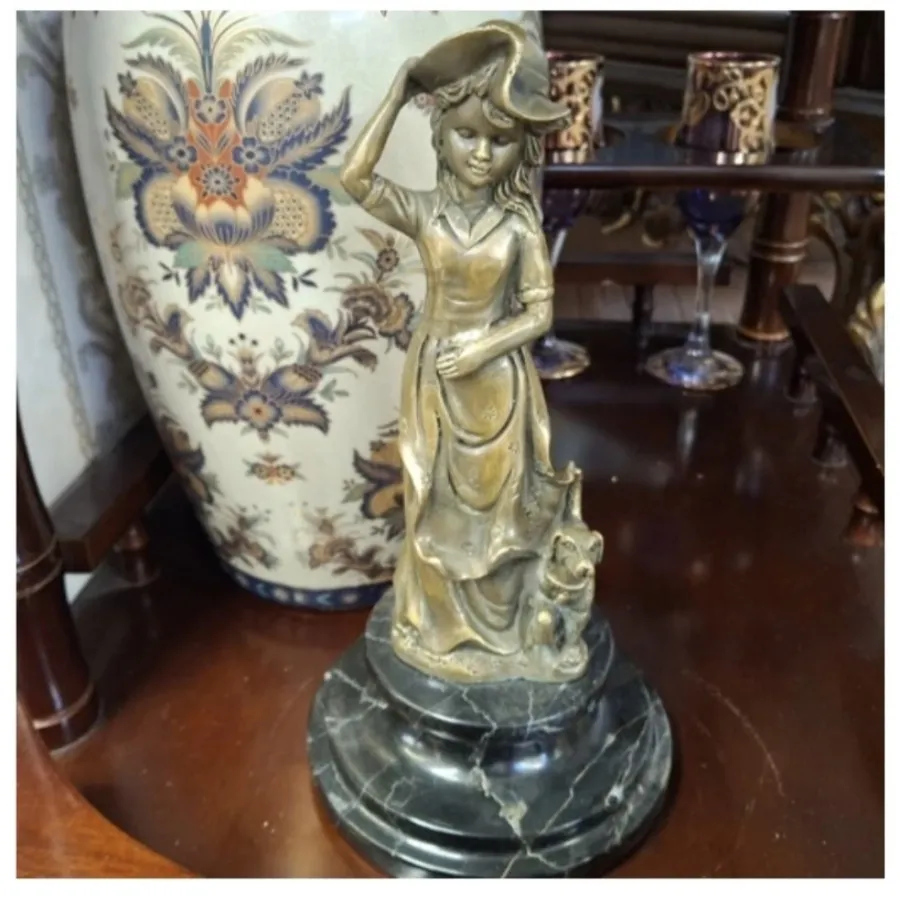 مجسمه برنز وارداتی دختر