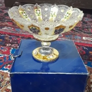 ظرف گل برجسته