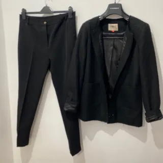 کت و شلوار استردار