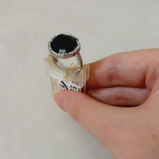 انگشتر جذاب و زیبا