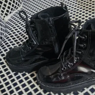 نیم بوت بچگانه