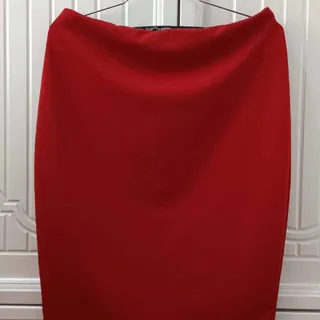 تاپ دامن قرمز