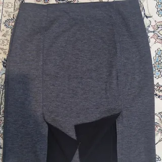 دامن کش دو چاک دار در جلو