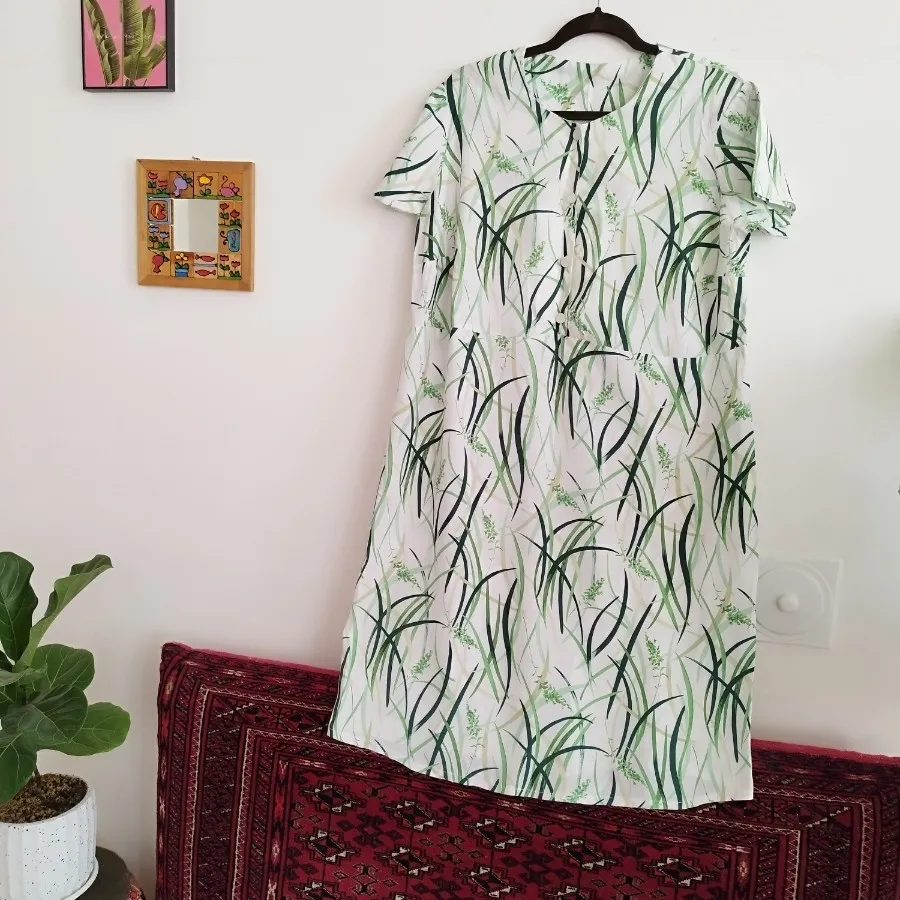 پیراهن زنانه