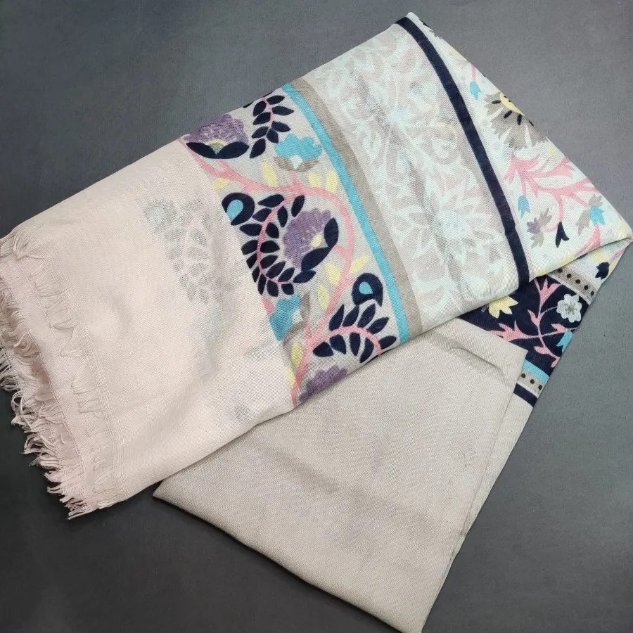 شال شیک نخی