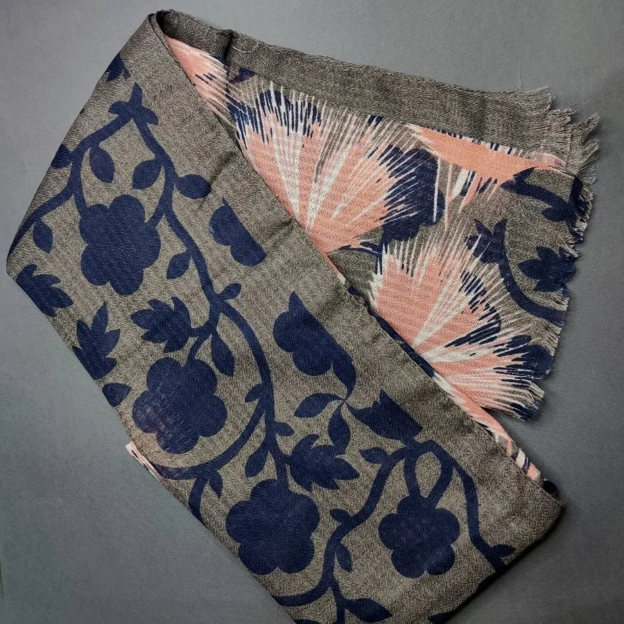 شال نخی لطیف